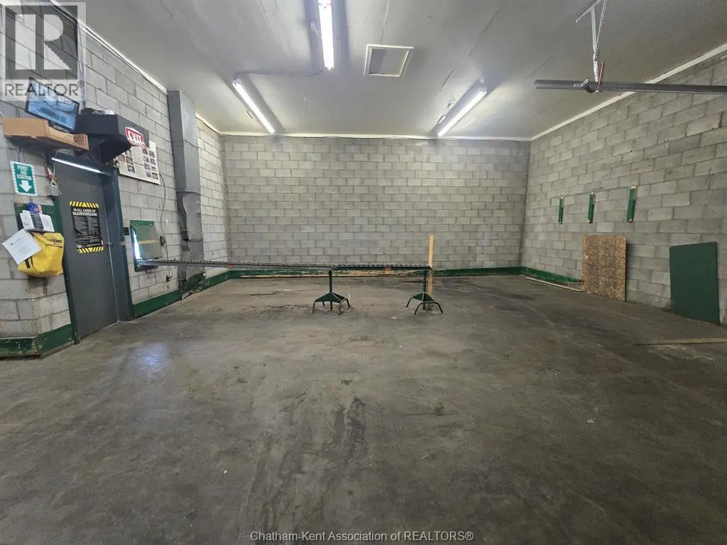 160 OAK STREET