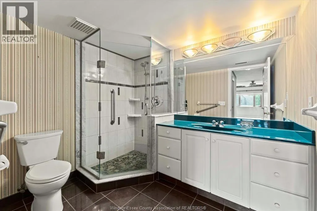 310 VILLAGE GROVE DRIVE Unit# 213
