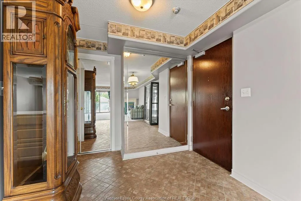 310 VILLAGE GROVE DRIVE Unit# 213