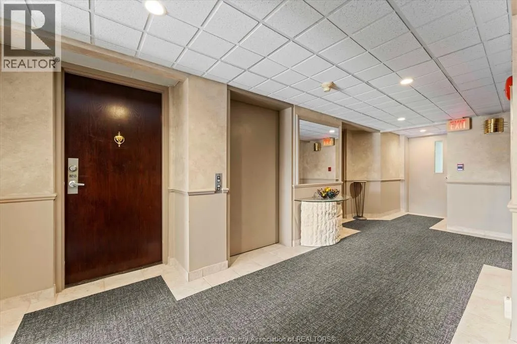 310 VILLAGE GROVE DRIVE Unit# 213