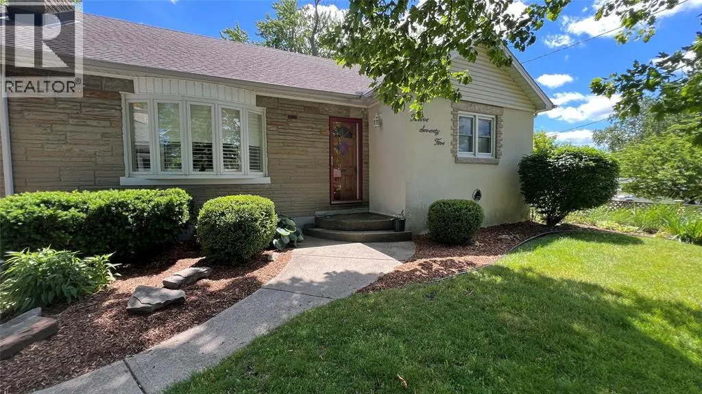 1275 WEBSTER DRIVE