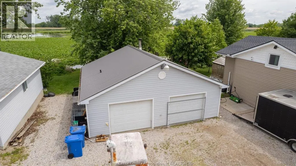 419 LAKESIDE