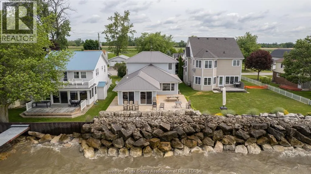 419 LAKESIDE