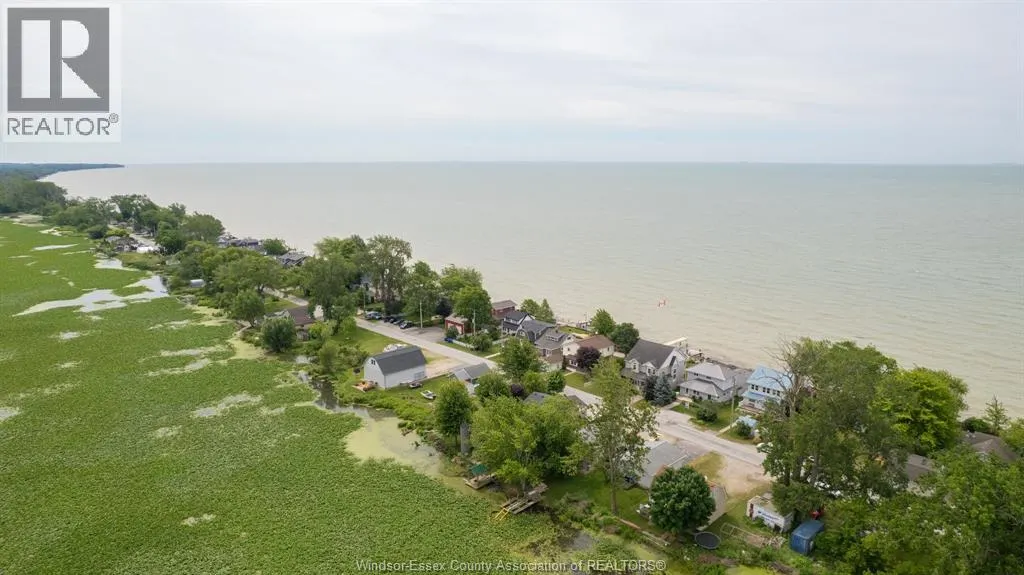 419 LAKESIDE