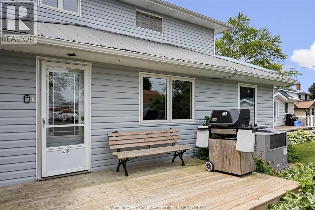 419 LAKESIDE