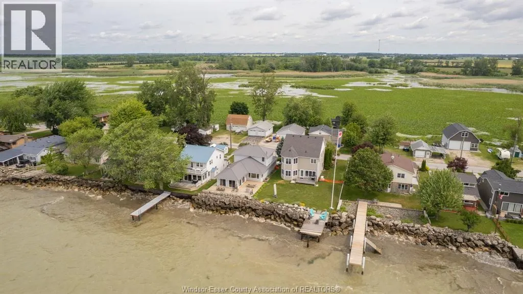 419 LAKESIDE