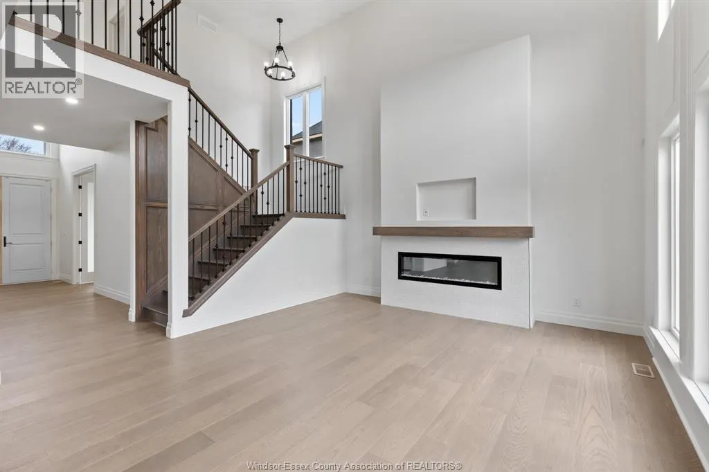 1212 CAMPANA CRESCENT