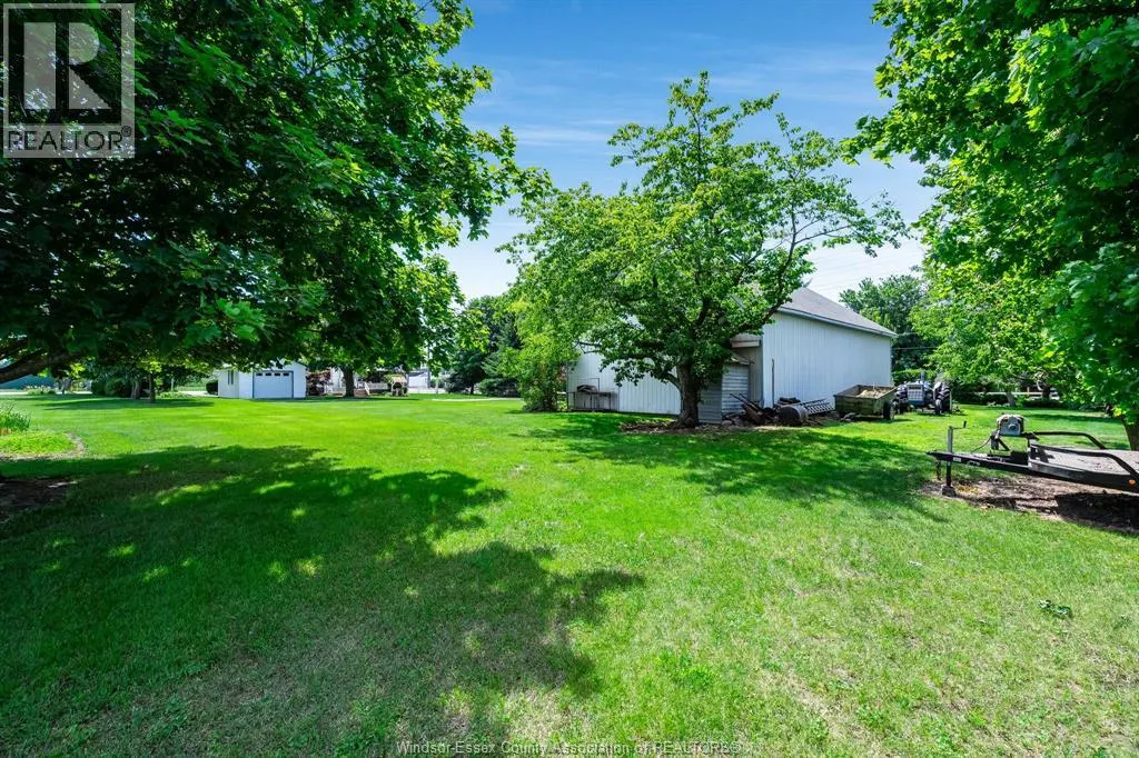1570 Road 3 East