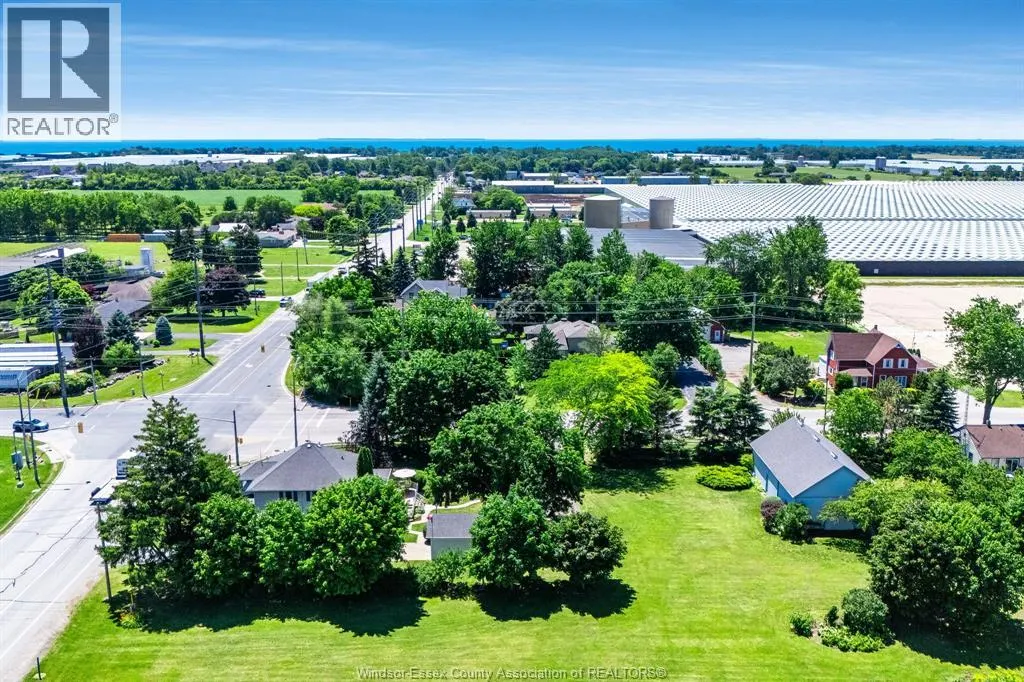 1570 Road 3 East