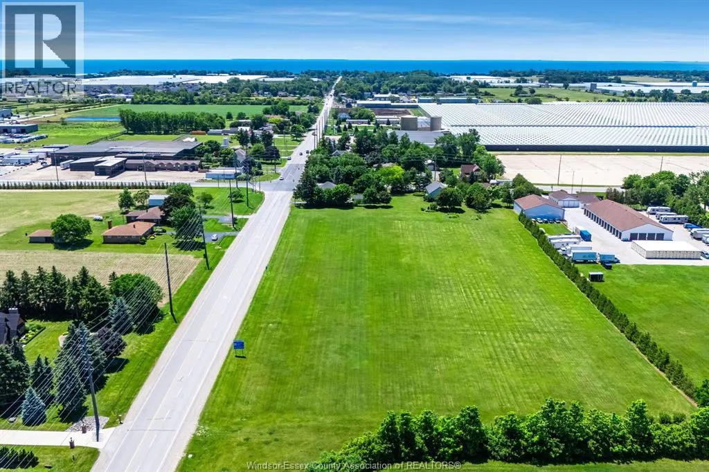 1570 Road 3 East