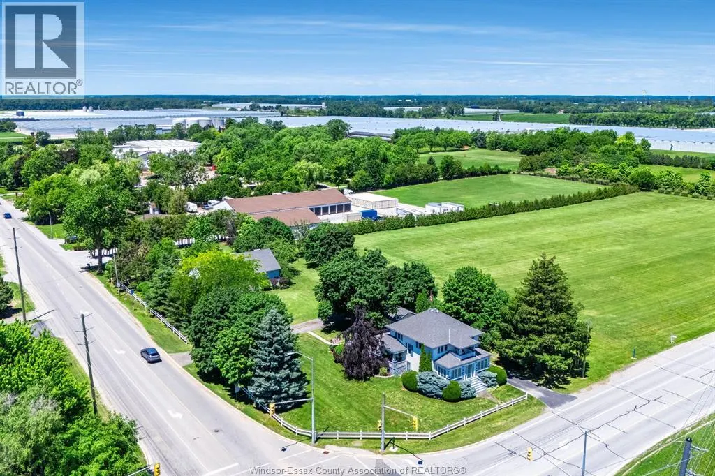 1570 Road 3 East