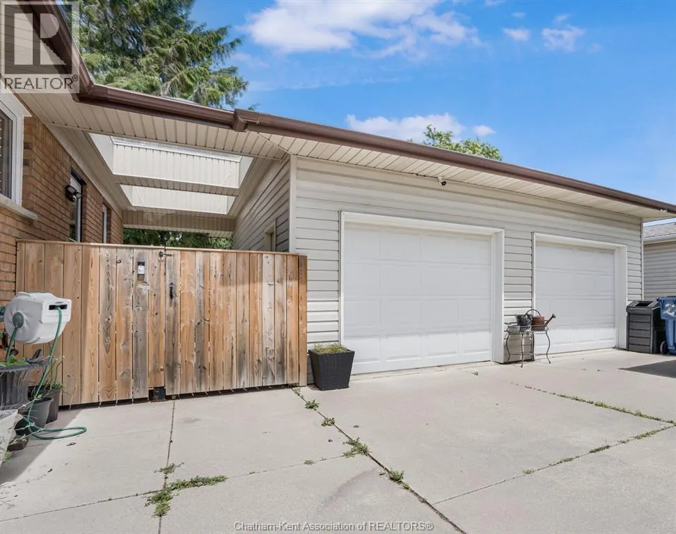 222 Catherine STREET