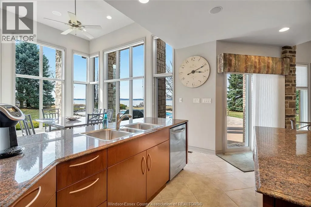 30 EMERALD LANE