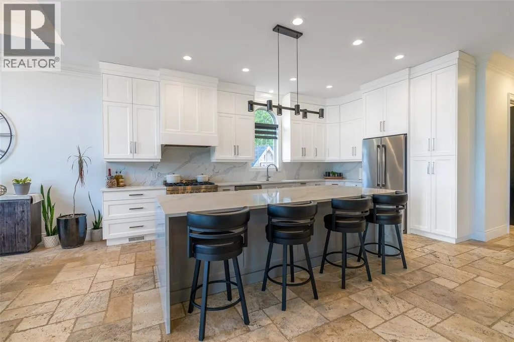 2120 HURON SHORES DRIVE