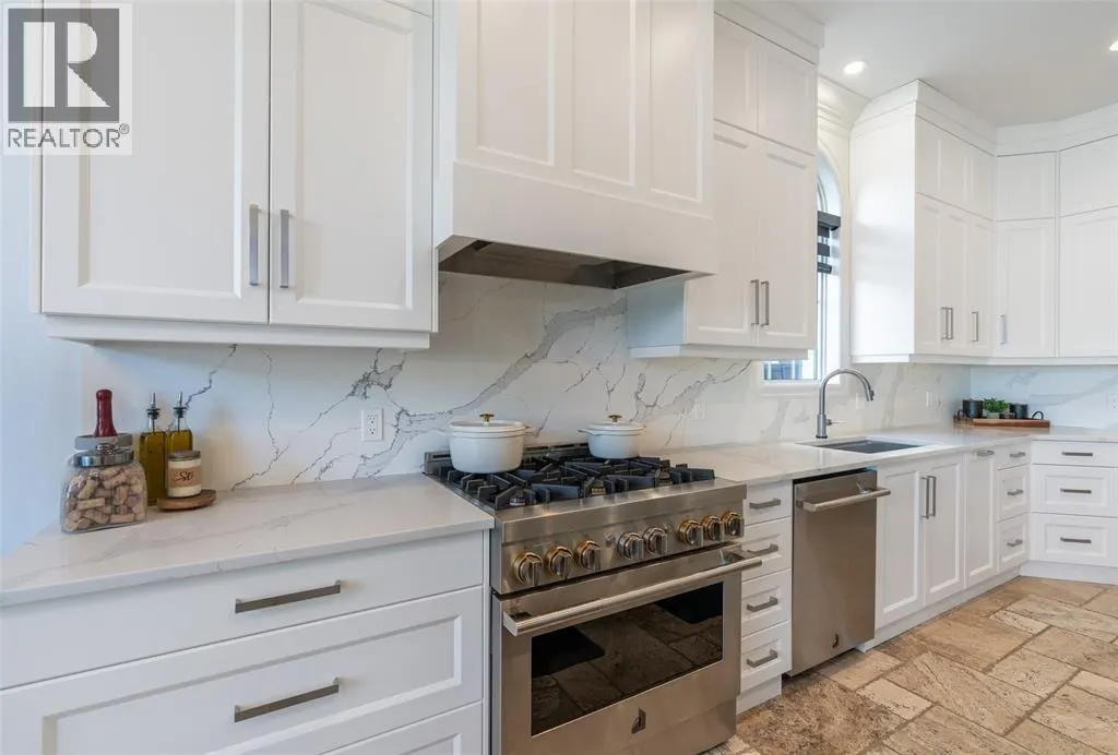 2120 HURON SHORES DRIVE