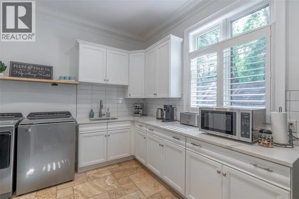 2120 HURON SHORES DRIVE