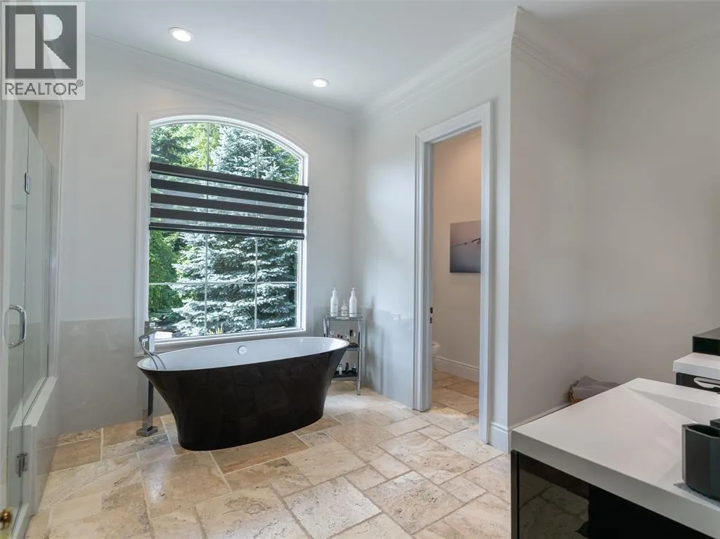 2120 HURON SHORES DRIVE