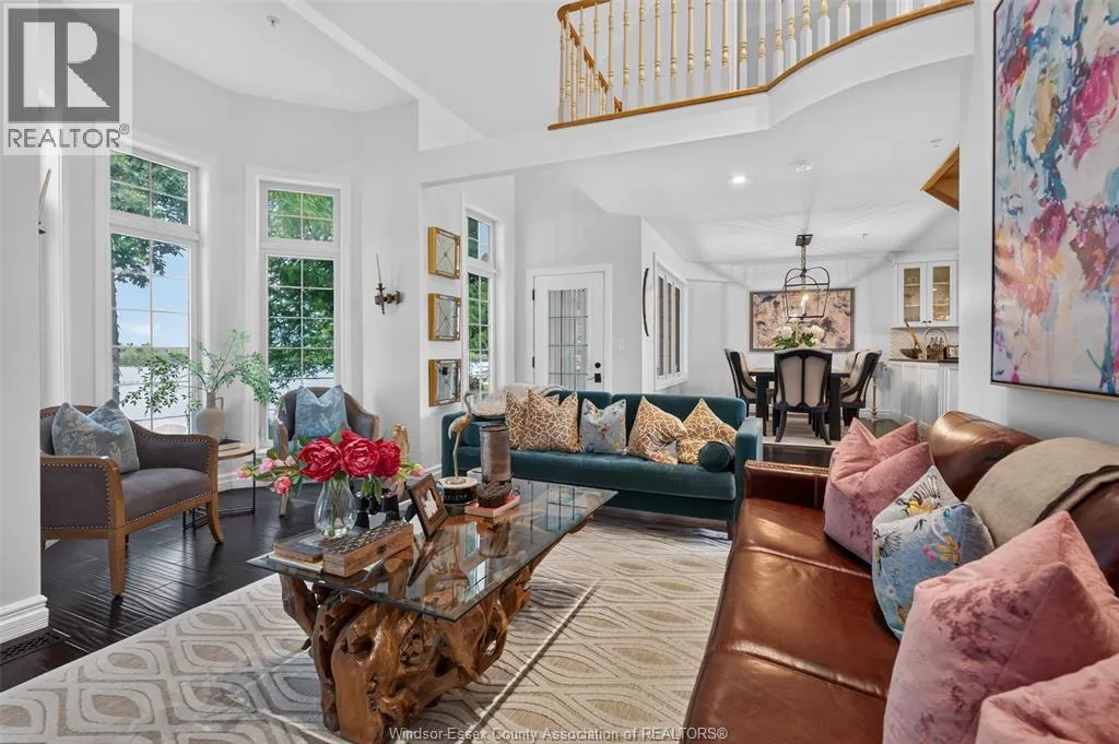 208 CRYSTAL BAY DRIVE