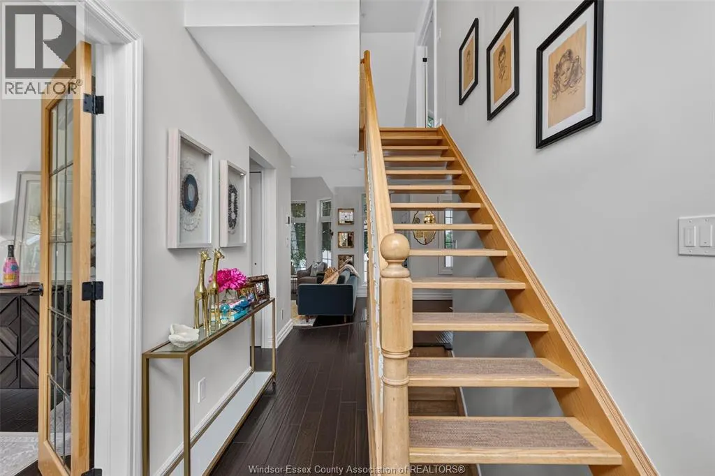 208 CRYSTAL BAY DRIVE