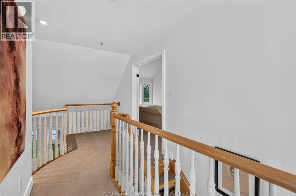 208 CRYSTAL BAY DRIVE