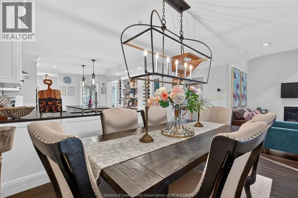 208 CRYSTAL BAY DRIVE