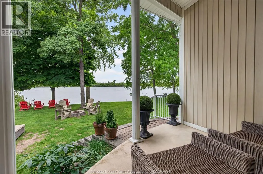 208 CRYSTAL BAY DRIVE