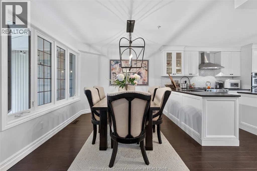 208 CRYSTAL BAY DRIVE