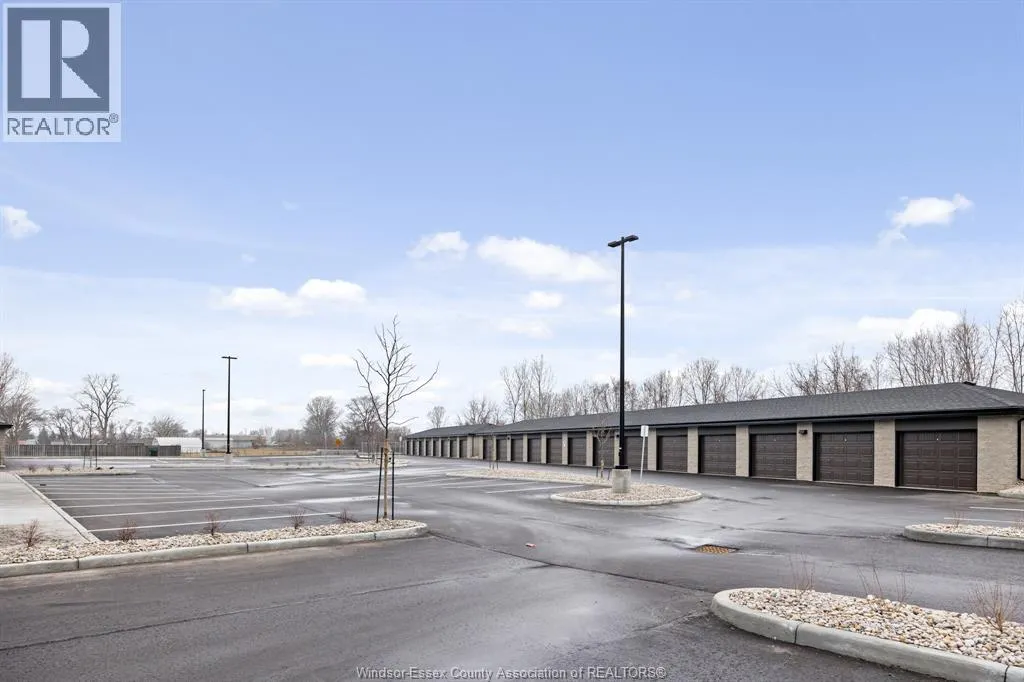 11870 TECUMSEH ROAD East Unit# 204