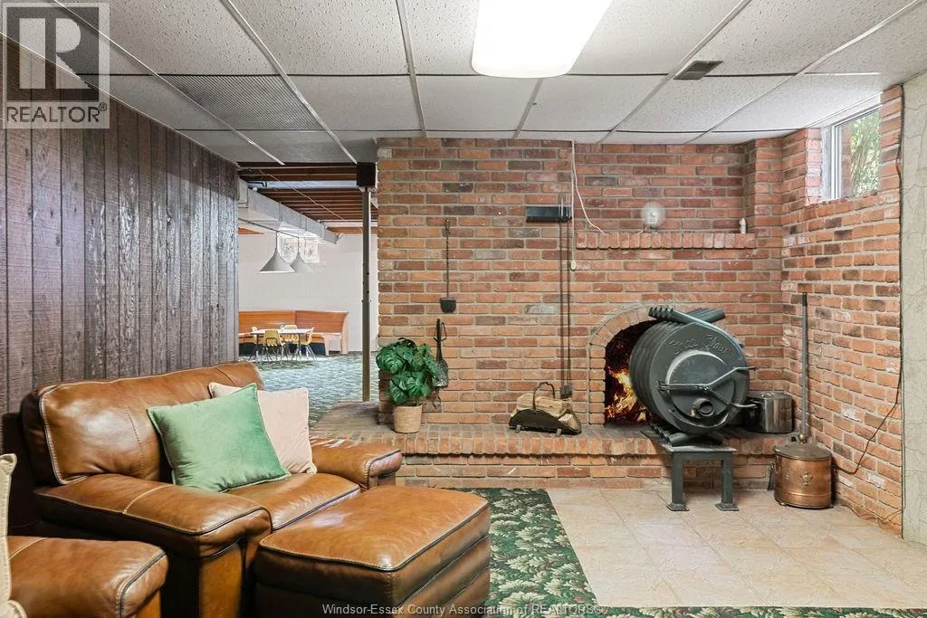 24122 POPPE ROAD