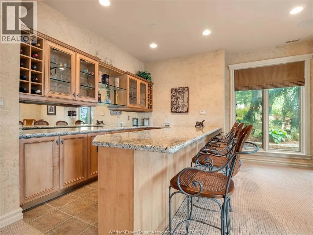 318 CRYSTAL BAY DRIVE