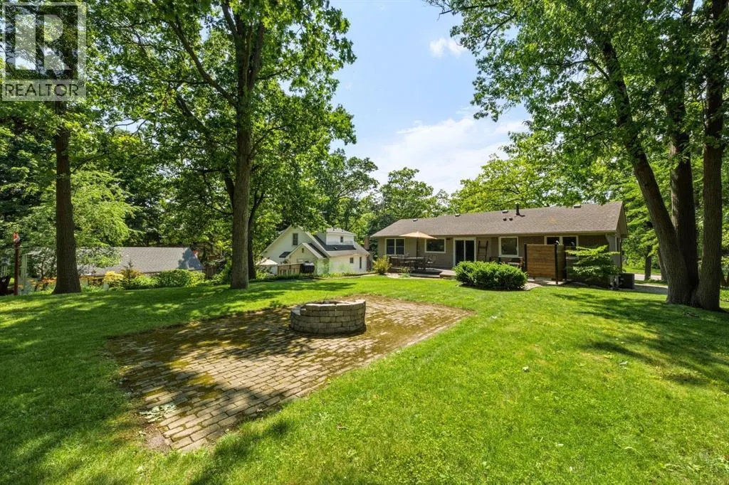 743 Errol ROAD East