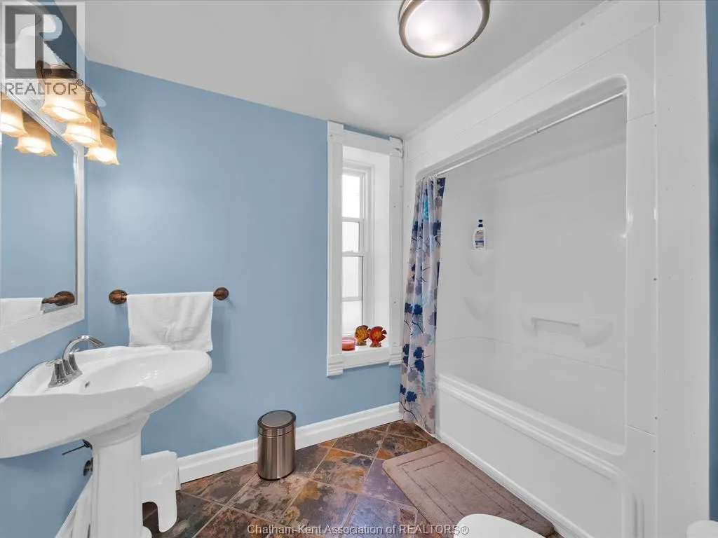 42 Middleton LINE