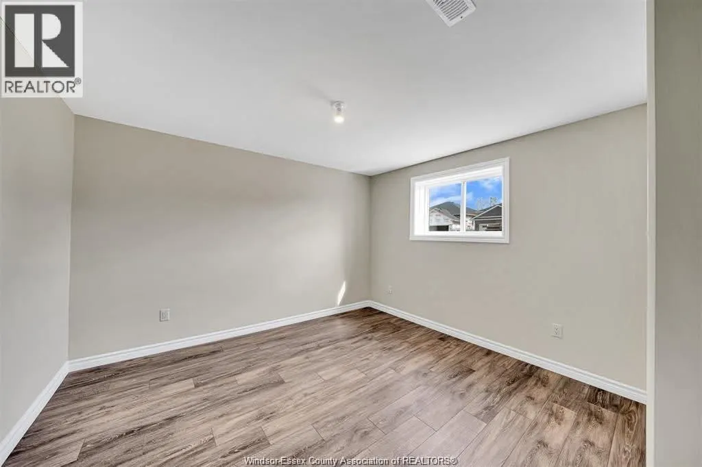 397 HEMLOCK LANE Unit# LOWER