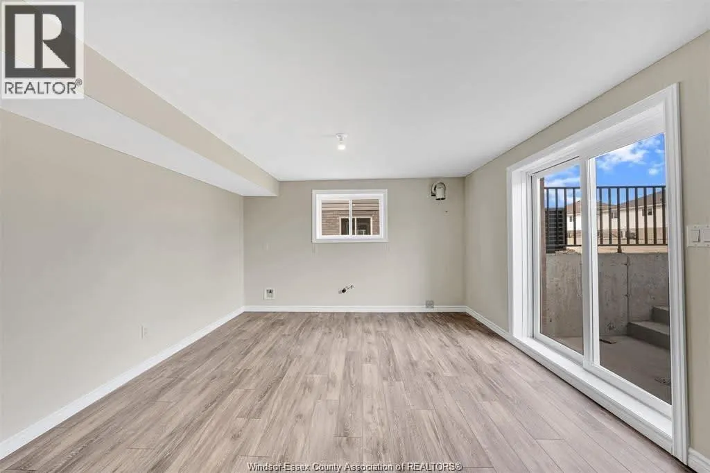 397 HEMLOCK LANE Unit# LOWER