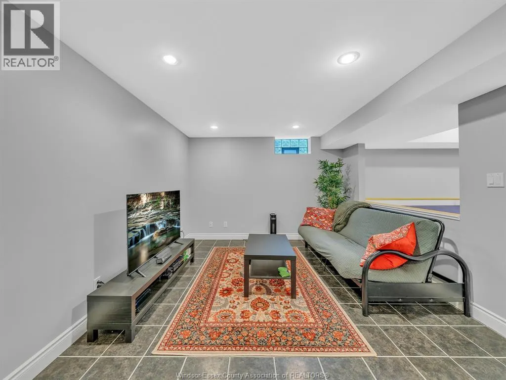 619 WRIGHT LANE