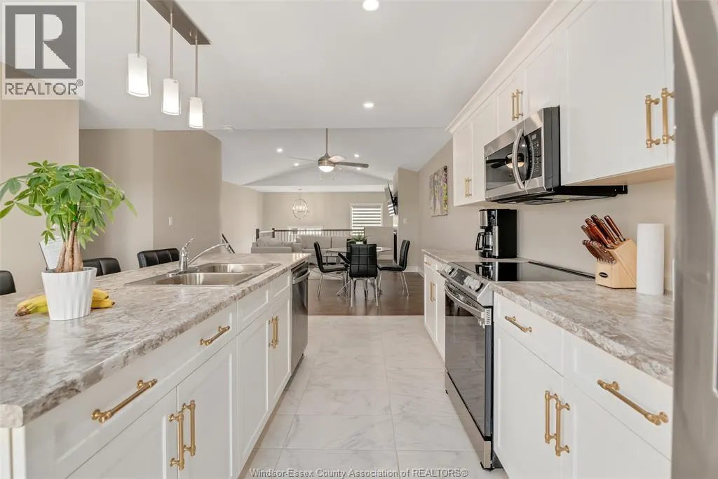 111 KINGSBRIDGE DRIVE