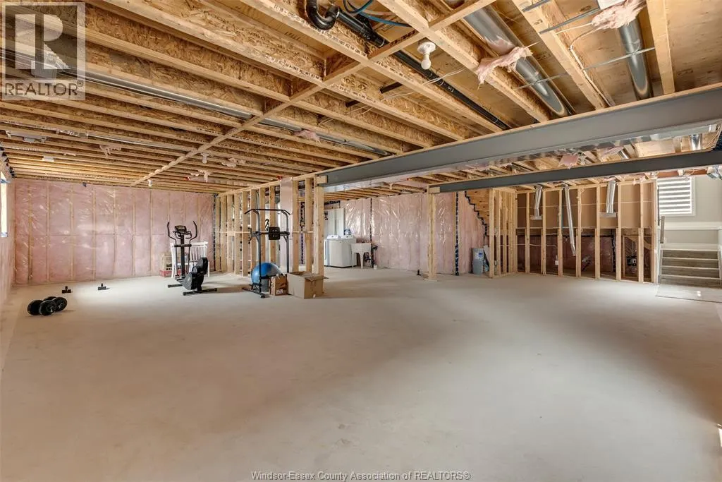111 KINGSBRIDGE DRIVE