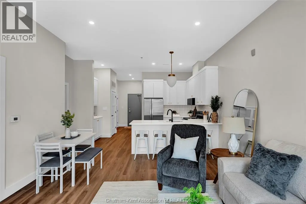 12 Mill STREET West Unit# 407