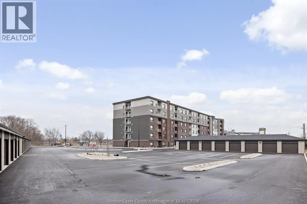 11870 TECUMSEH ROAD East Unit# 303