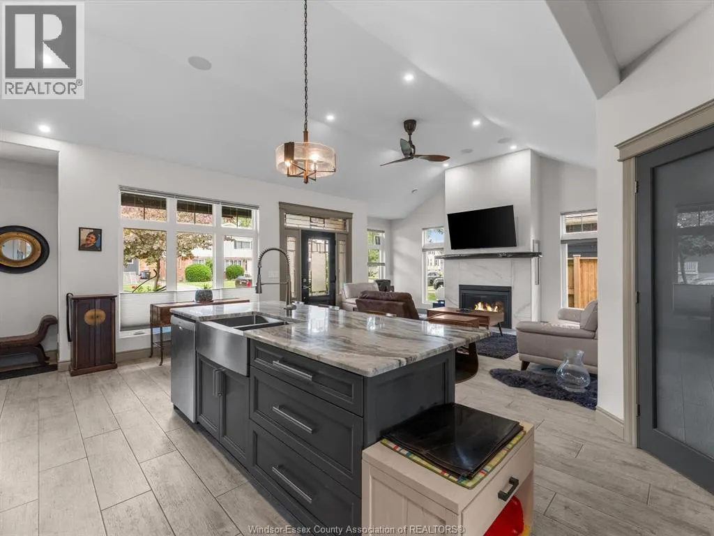 1310 Poisson STREET