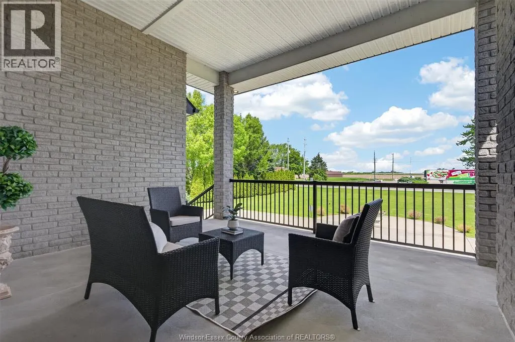 6 VALLOCHIE COURT