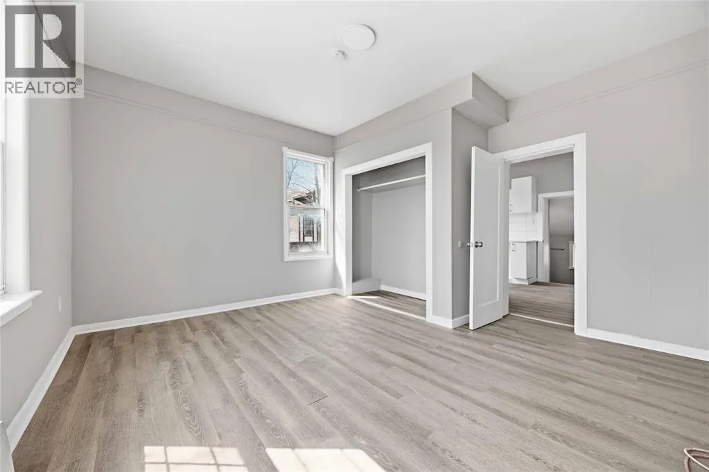 131 Margaret AVENUE Unit# 5