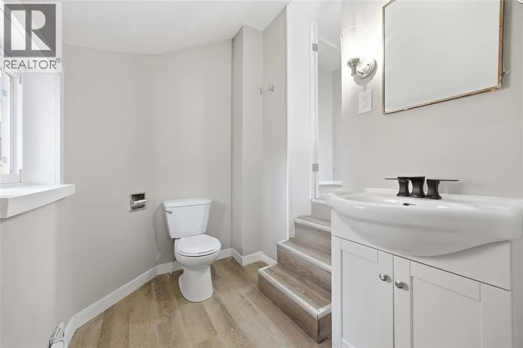 131 Margaret AVENUE Unit# 5