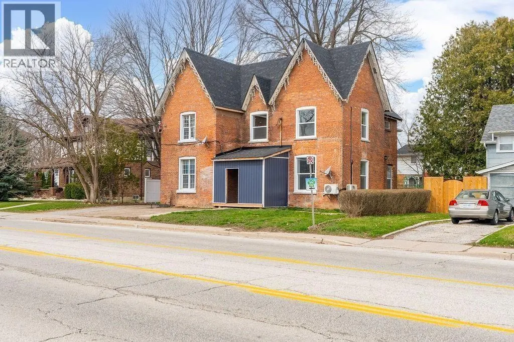 131 Margaret AVENUE Unit# 5
