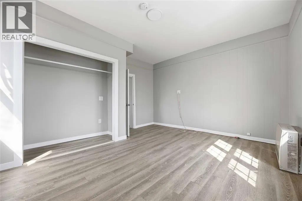 131 Margaret AVENUE Unit# 5
