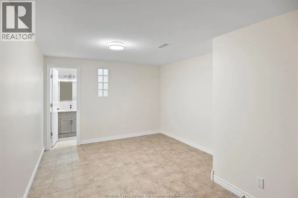 15 Fasan CRESCENT