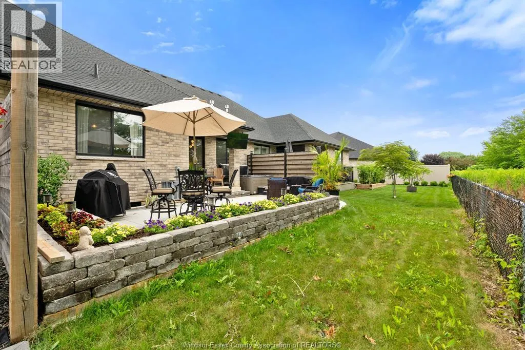 223 Livingstone CRESCENT