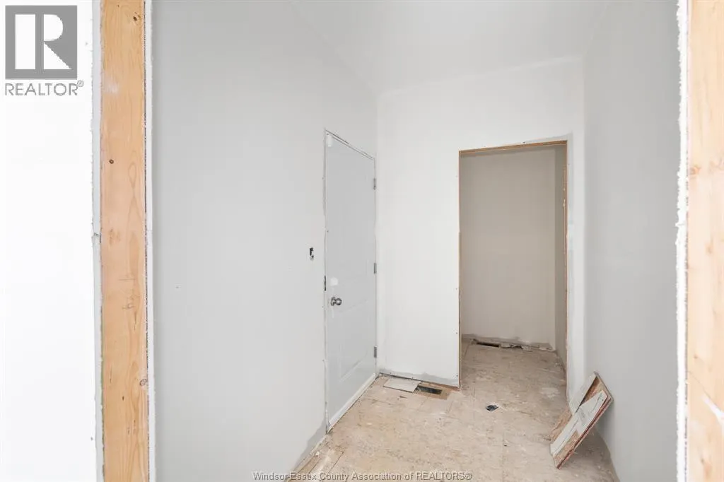 605 Hacket ROAD