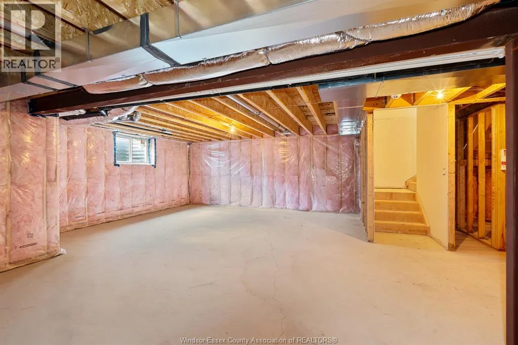 605 Hacket ROAD