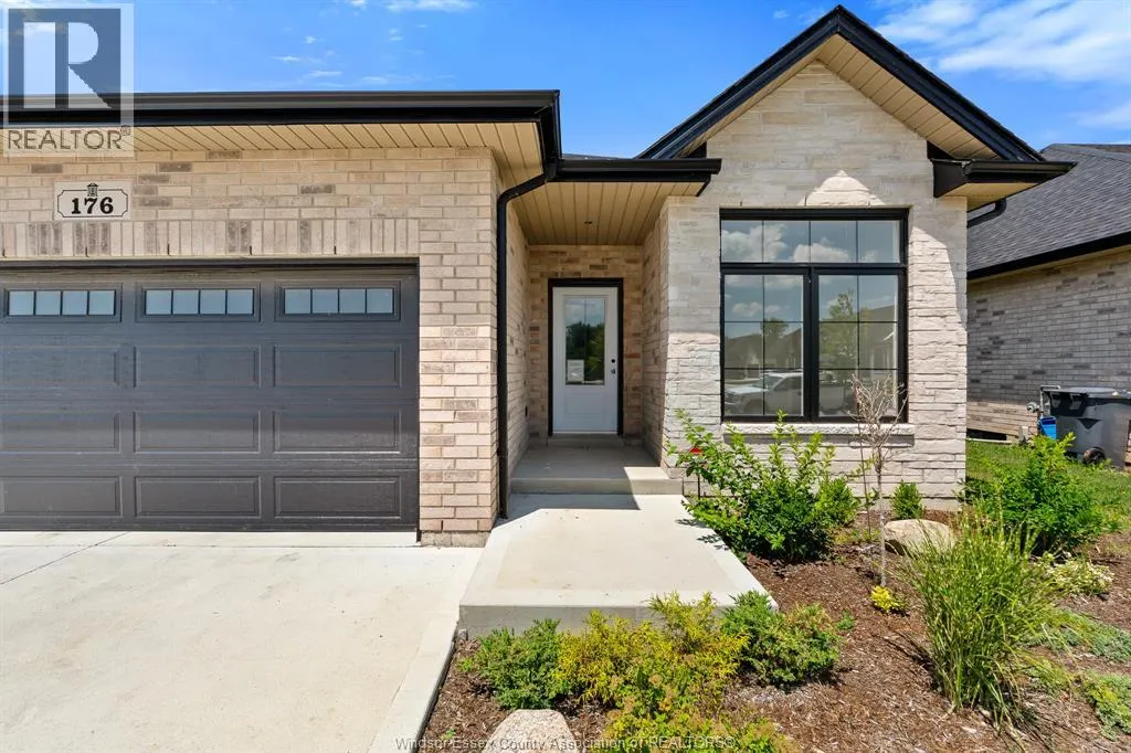 176 McLellan AVENUE